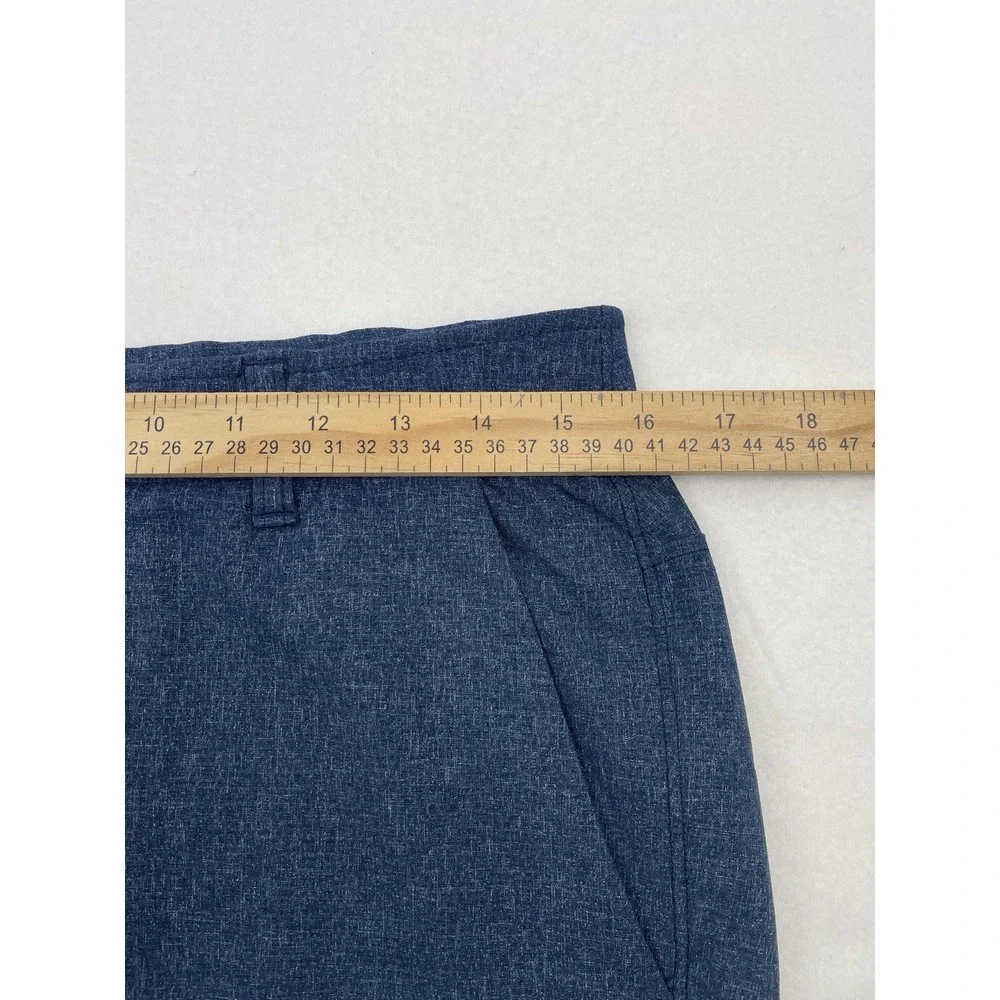 Under Armour Loose Heatgear Shorts Blue Men 32 Casual Golf Elastic Waist Stretch